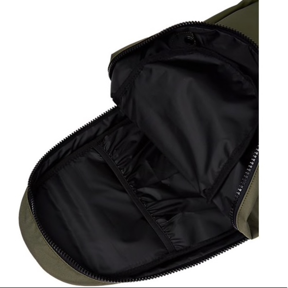 ASICS Backpack - Picture 3 of 5
